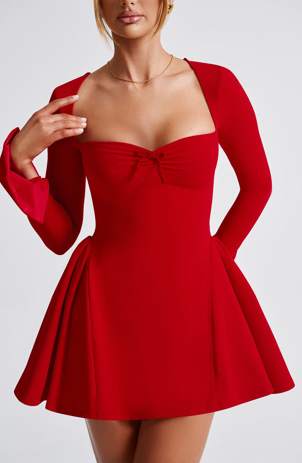 Mélanie, la Robe Mini Rouge - Silhouette Sculptante - TrendlyLux™