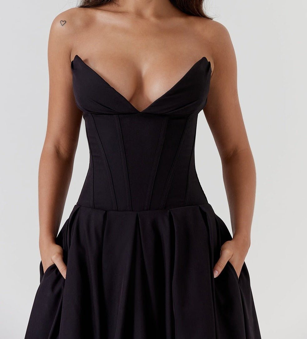 Robe Stellaire - Robe de Soirée Noire Décolleté Sans Bretelles avec Corset | Design Élégant pour Occasions Spéciales - TrendlyLux™